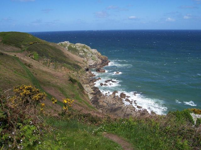 Les falaises entre Beg an Fry et la Pointe de Runglaz