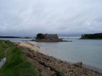 Petite île avec maison à Buguélès